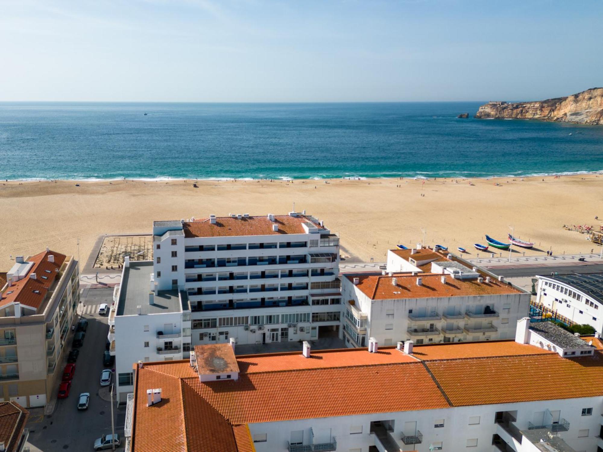 T2 Dina'S Place Nazaré Buitenkant foto